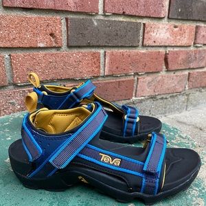 Boys teva sandals